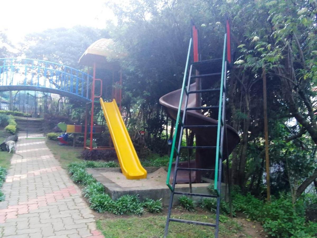 Pine Borough Inn Kodaikanal Exterior photo